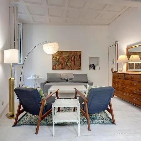 Apartment Parione 12