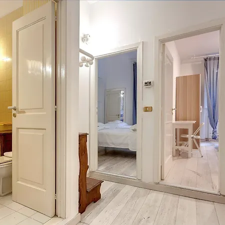 Parione 12 * Florencie
